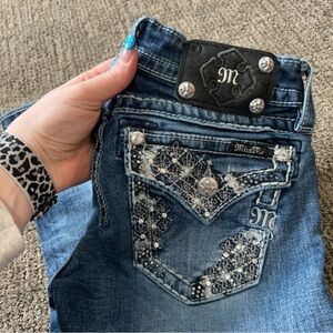 Miss me capri cropped 25 women’s bedazzled pocket jeans